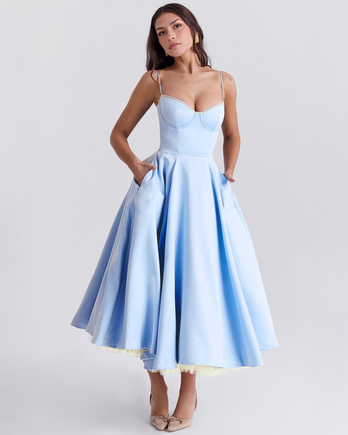 Vestido midi Selene elegante y sofisticado