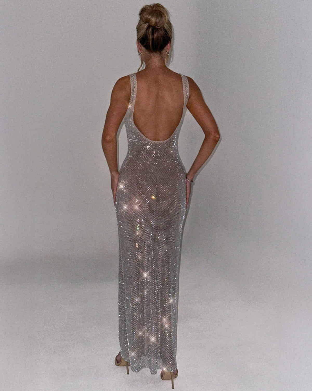 Elegant Isabella Maxi Dress for a Stunning Look