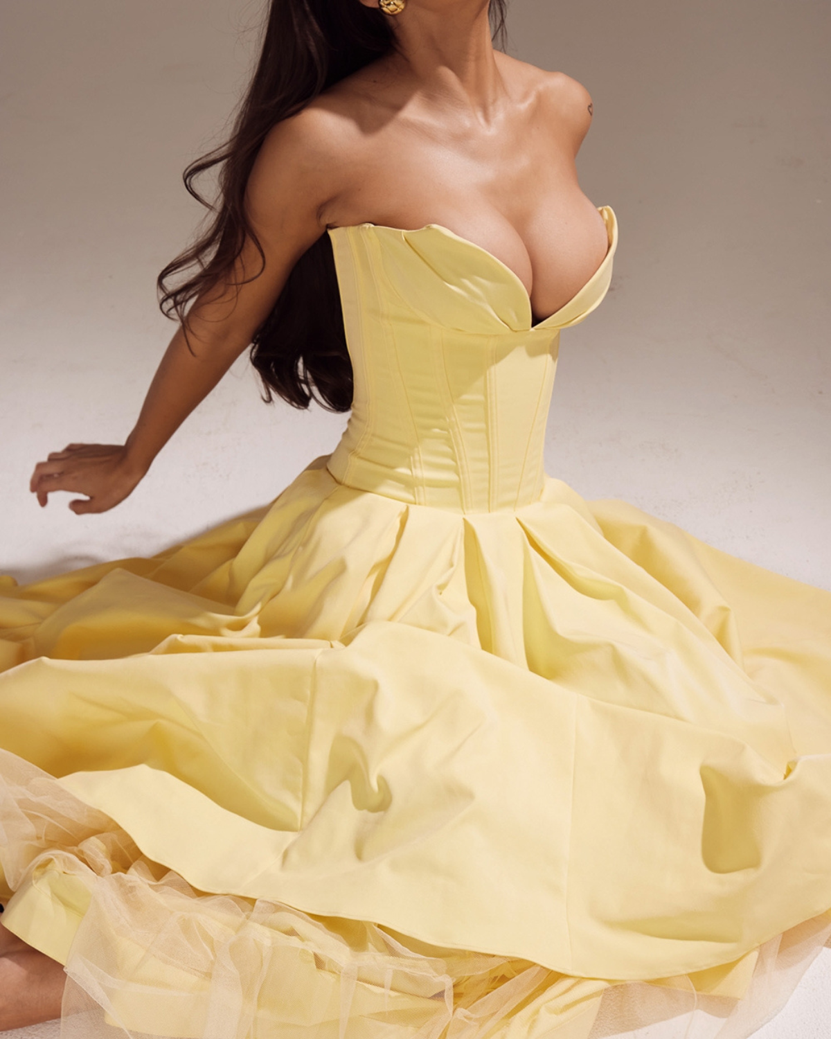 Robe Midi Amalfi Élégante pour un Style Inoubliable