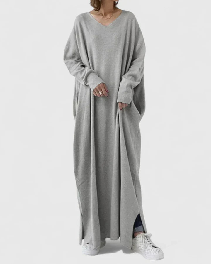 ARACELI – COMFORTABLE V-NECK DRESS