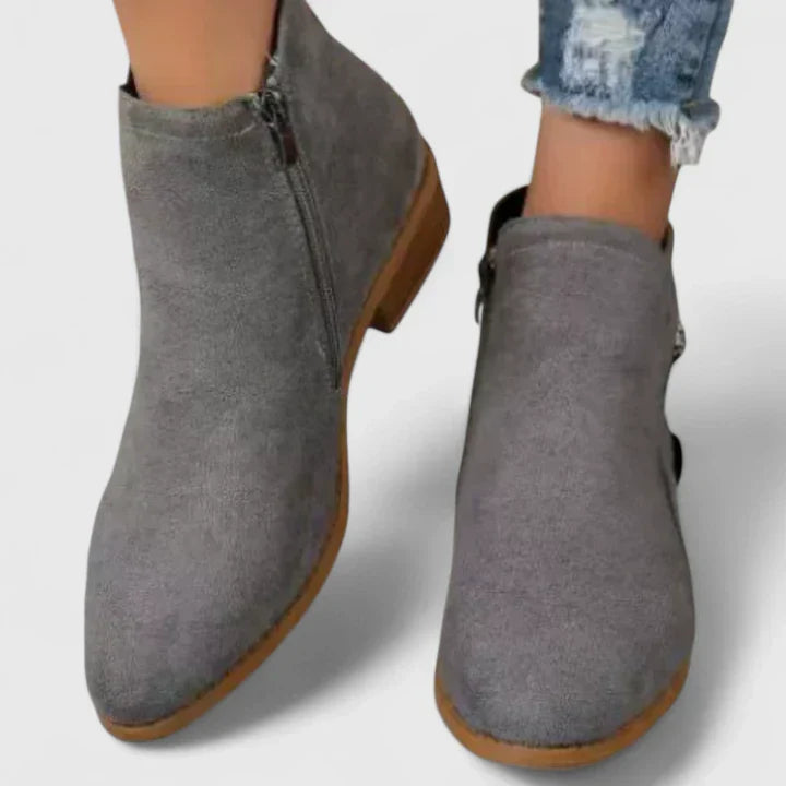 AZALINA – SOPHISTICATED BOOTS WITH PREMIUM COMFORT