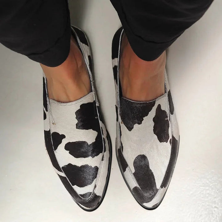 Livia - Elegant loafers with a small heel