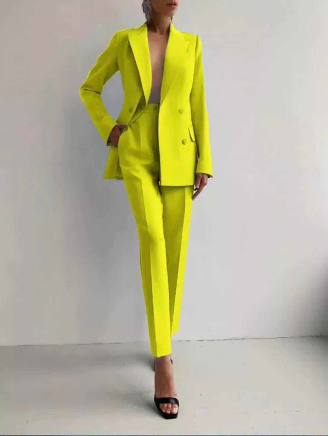 Amara - Damen Slim Fit Maßgeschneiderter Cigarette Pant Anzug für stilvolle Eleganz