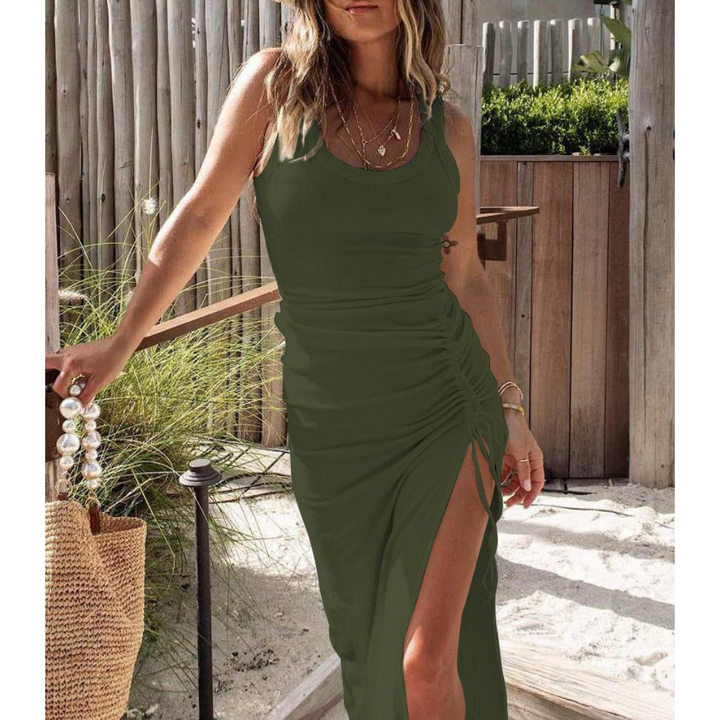 LYARA – CHIC RIBBED DRESS