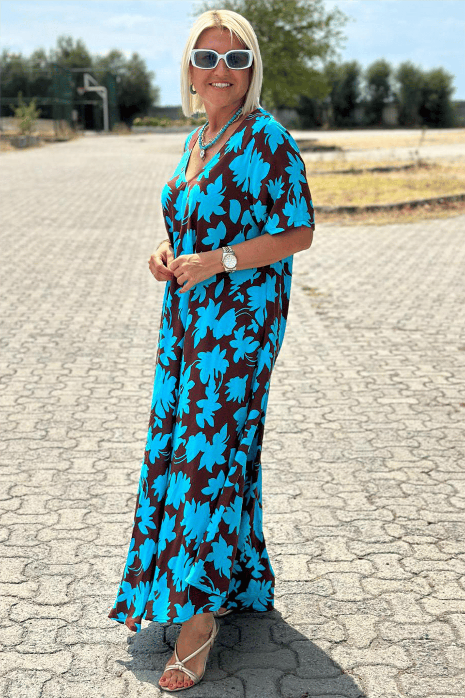 ROMARA – ELEGANT DRESS WITH TUMMY COVERAGE