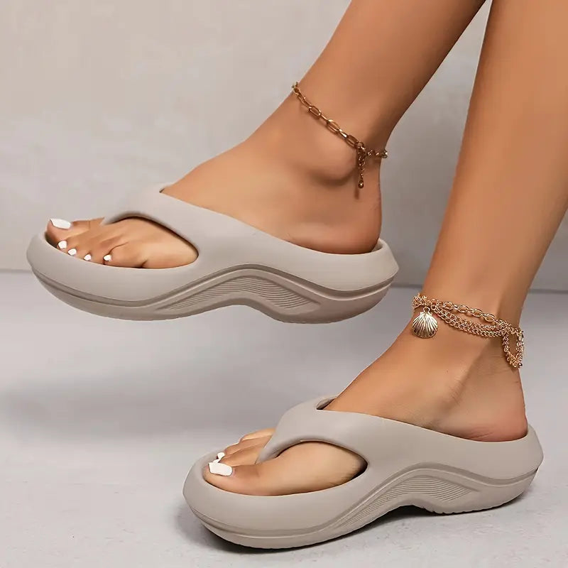 Women’s Thick-Soled Flip Flops – Minimalist Non-Slip Slippers