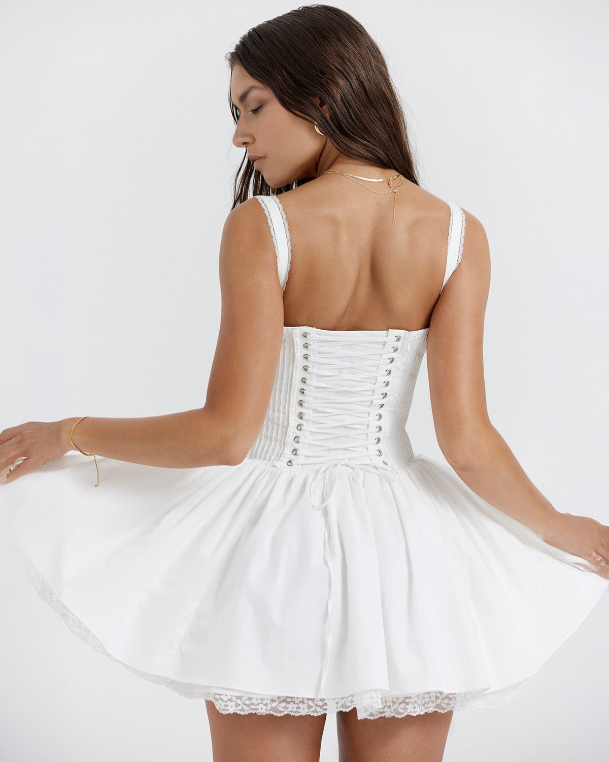Robe Luna Mini - Élégance et Confort pour Toutes les Occasions