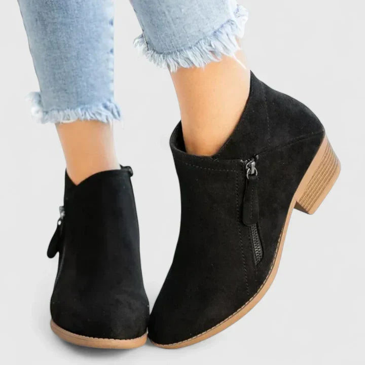 AZALINA – SOPHISTICATED BOOTS WITH PREMIUM COMFORT