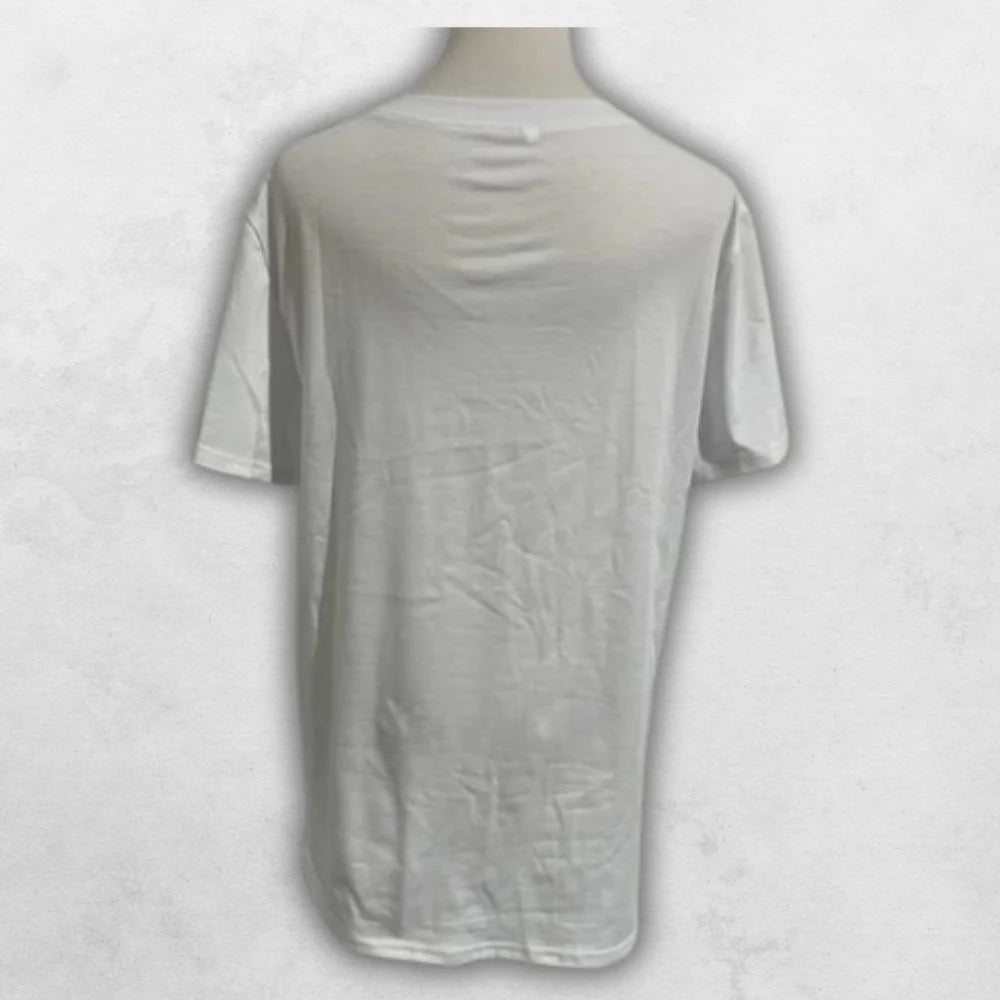 Printed Graphic T-Shirt – Soft Casual Everyday Tee with Modern Minimal Design