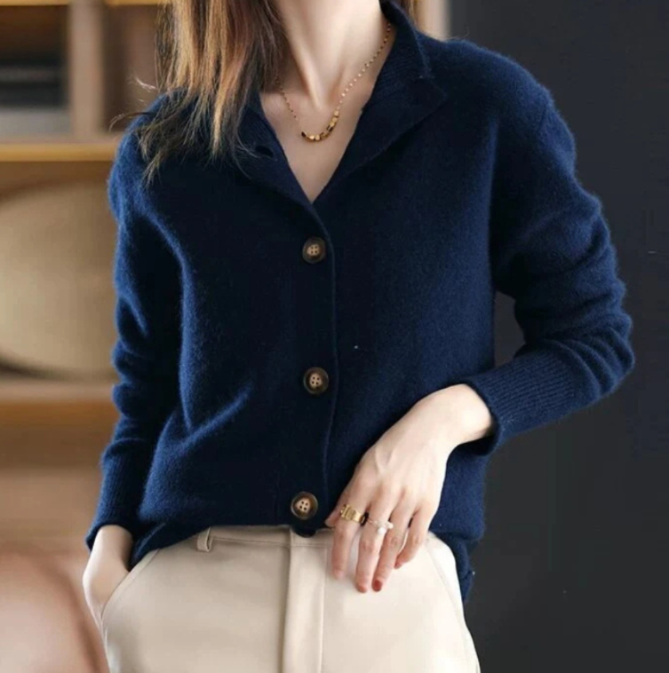 YSVALARAE – ELEGANT AND COMFORTABLE VEST