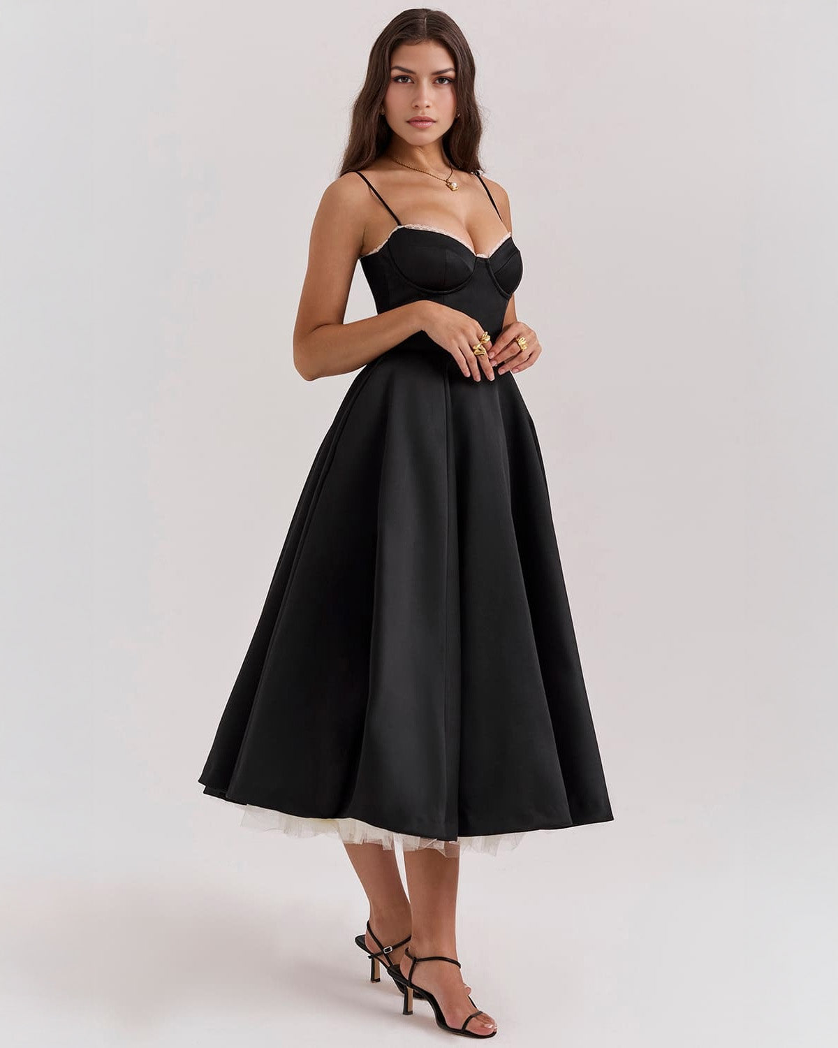 Vestido midi Selene elegante y sofisticado
