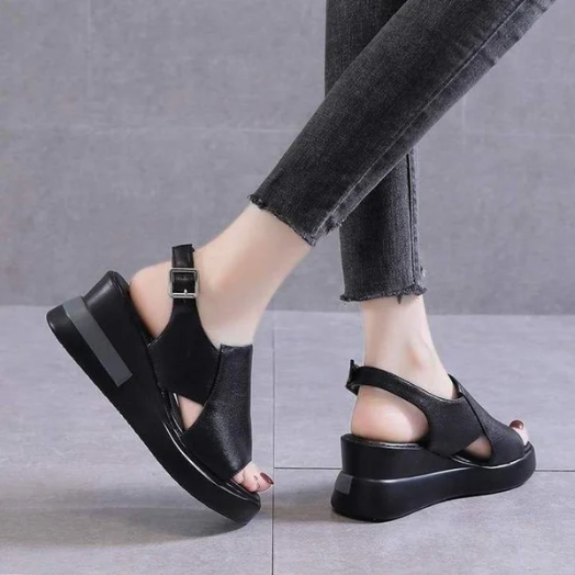 NEEDTOKNIT – FASHION ORTHOPEDIC SANDALS