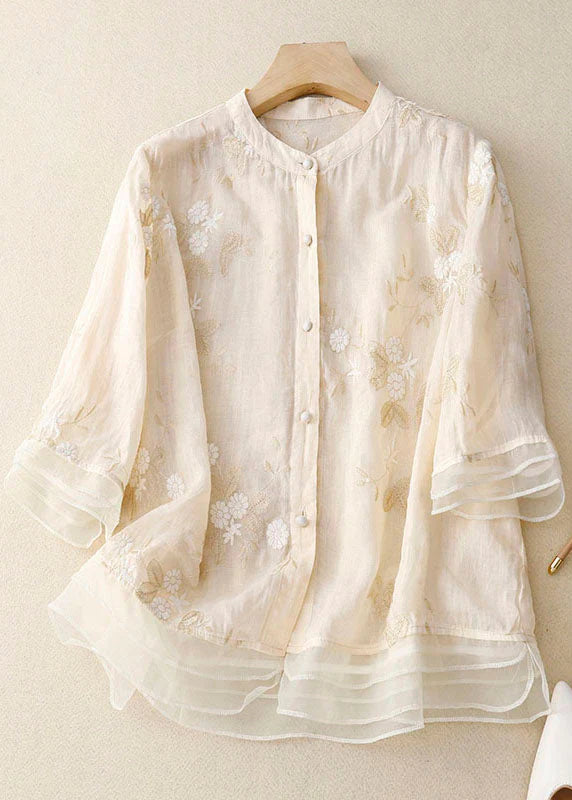 Embroidered Chic Blouse – Lightweight Elegant Top with Refined Detailing for Everyday Styling