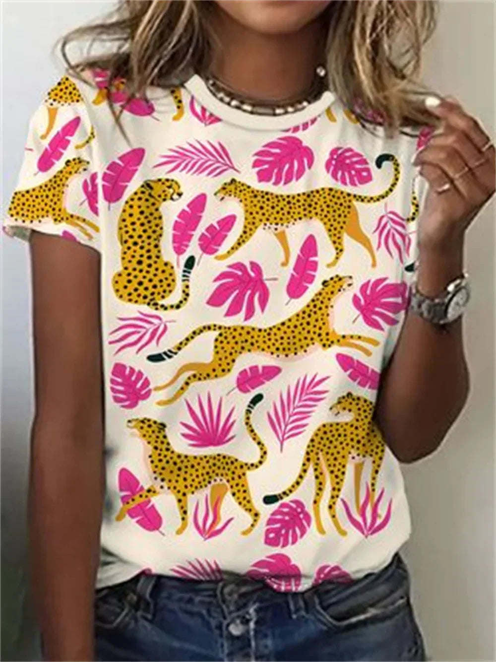 Women’s Dog Print Graphic T-Shirt – Casual Stylish Cotton Tee for Everyday Wear