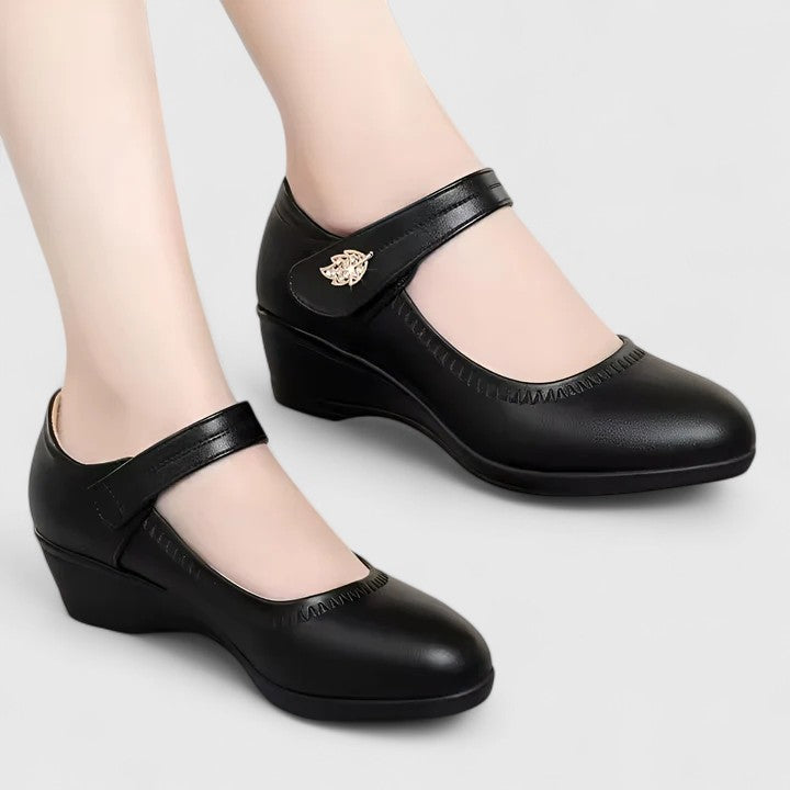 THALIORA – ORTHOPEDIC SHOES