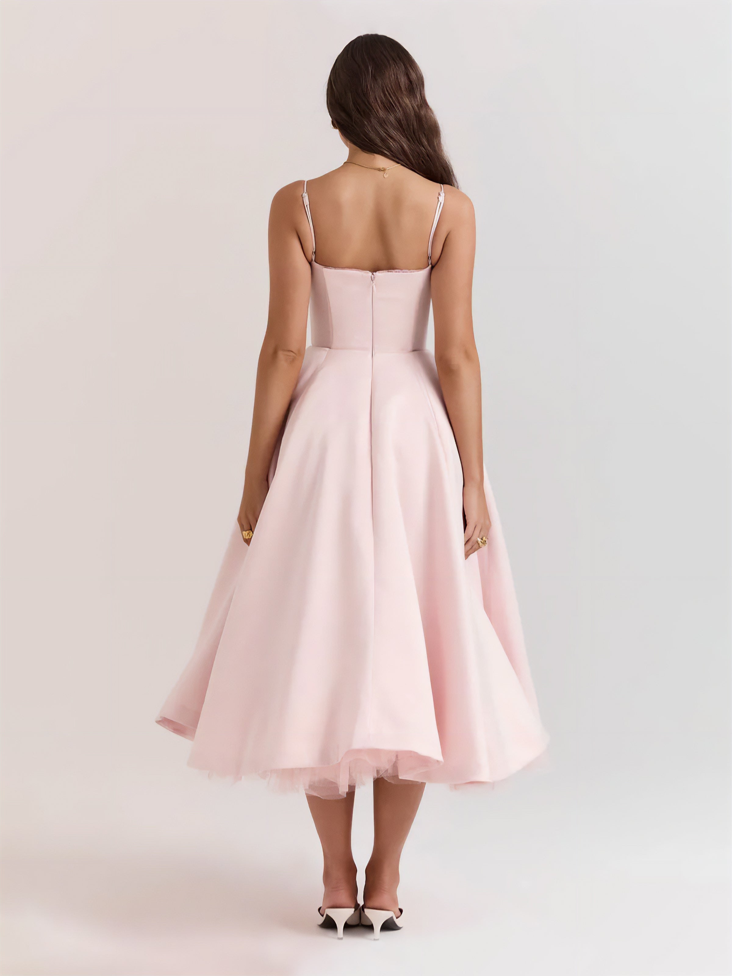 Vestido midi Selene elegante y sofisticado