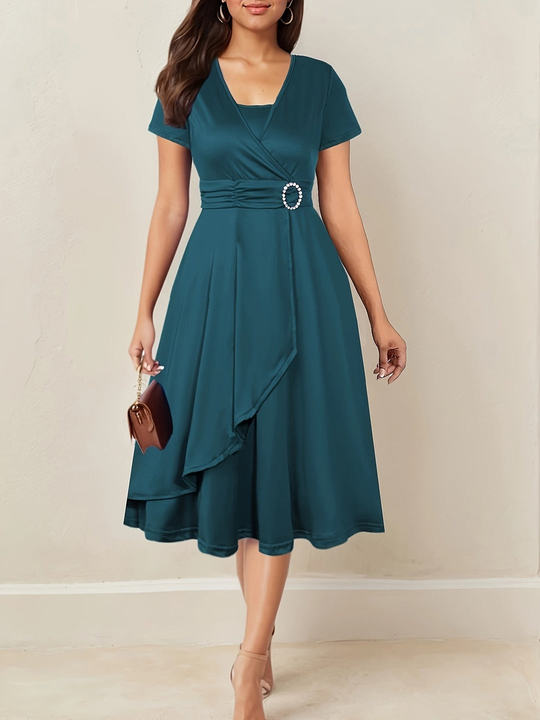 Hilda - Elegant Rhinestone V-Neck Evening Dress