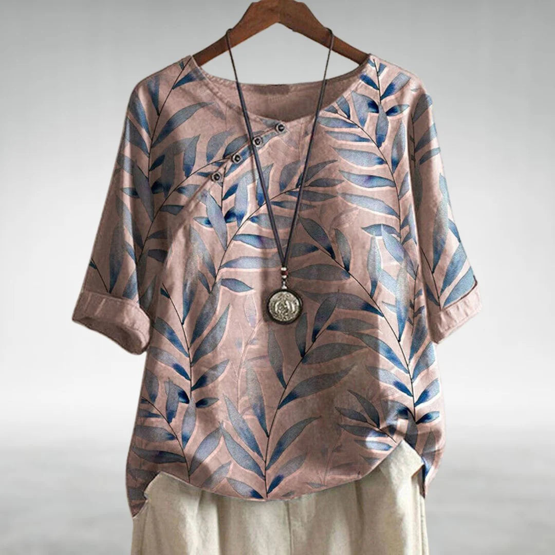 Chic Playful Blouse – Lightweight Elegant Top for Everyday & Smart Casual Styling