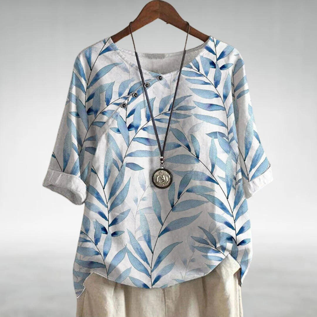 Chic Playful Blouse – Lightweight Elegant Top for Everyday & Smart Casual Styling