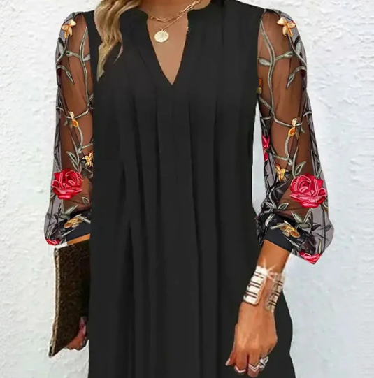 RENÉE – ELEGANT MINI DRESS