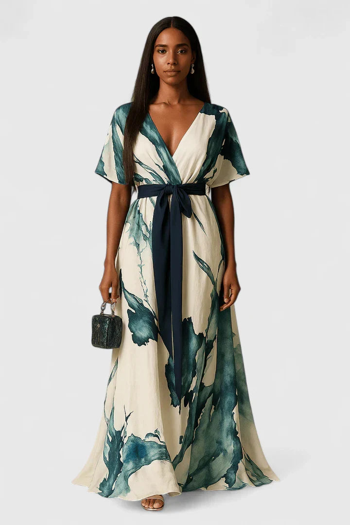 CAELIVORA – SOPHISTICATED DRESS