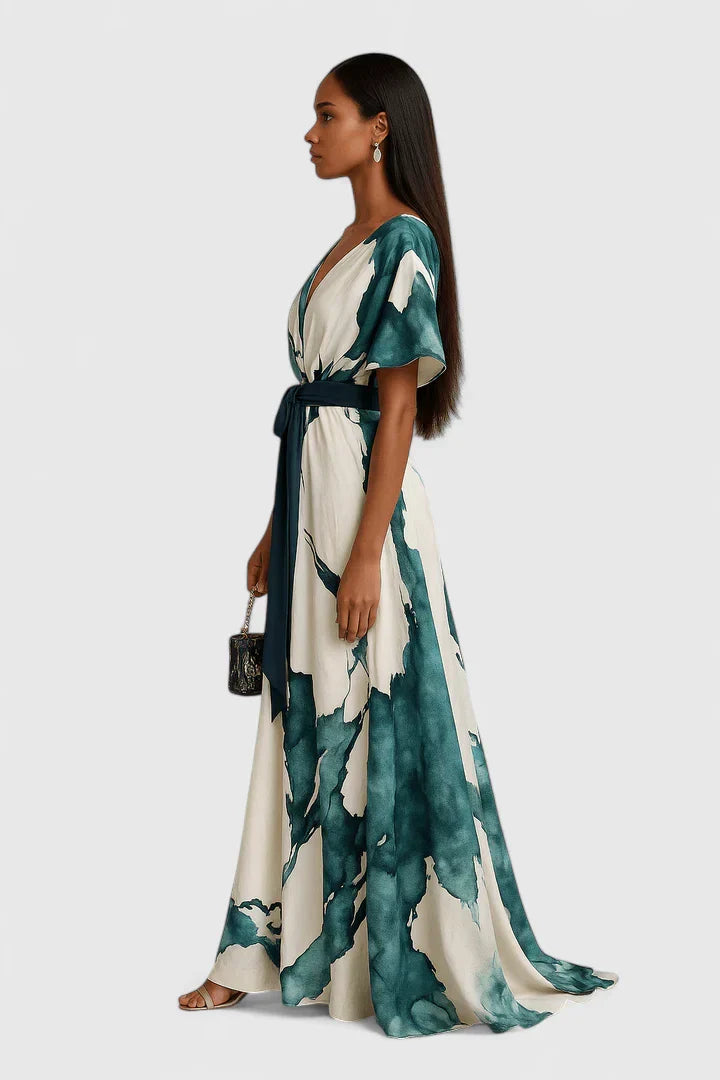 CAELIVORA – SOPHISTICATED DRESS