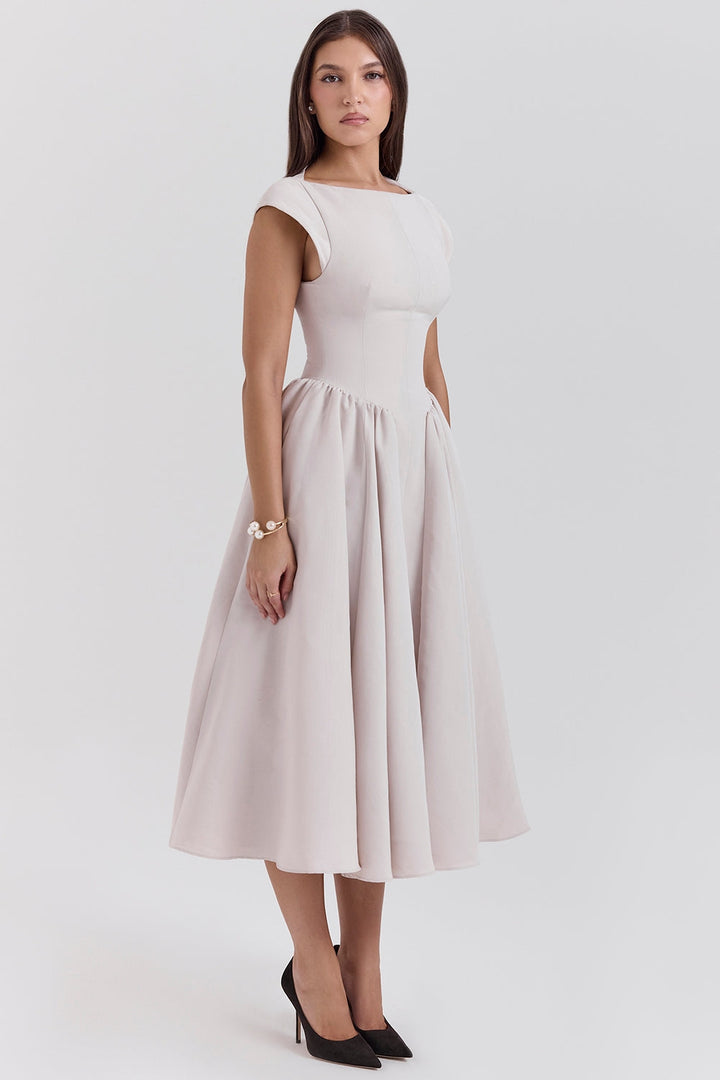 LUMI – BACKLESS DROPPED SHOULDER DRESS